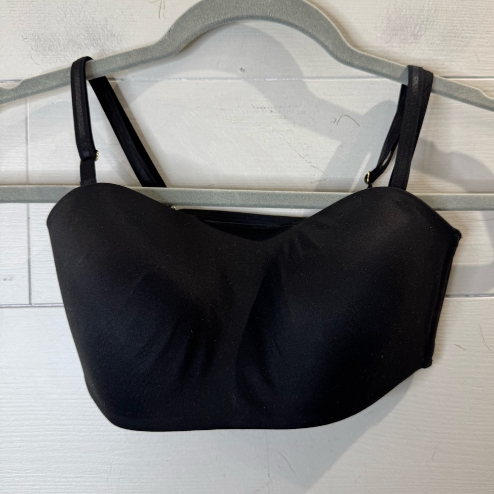 Victoria's Secret NWOT No Wire Multiway Black Bra Size XS